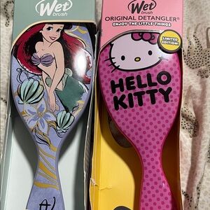 Wet Brush Hello Kitty Pink Detangler